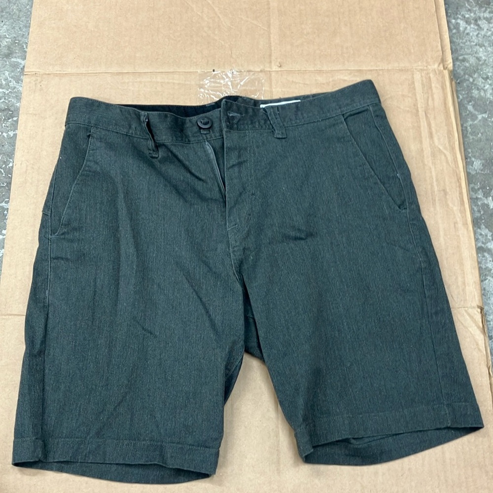 VOLCOM gray Chino shorts size 33